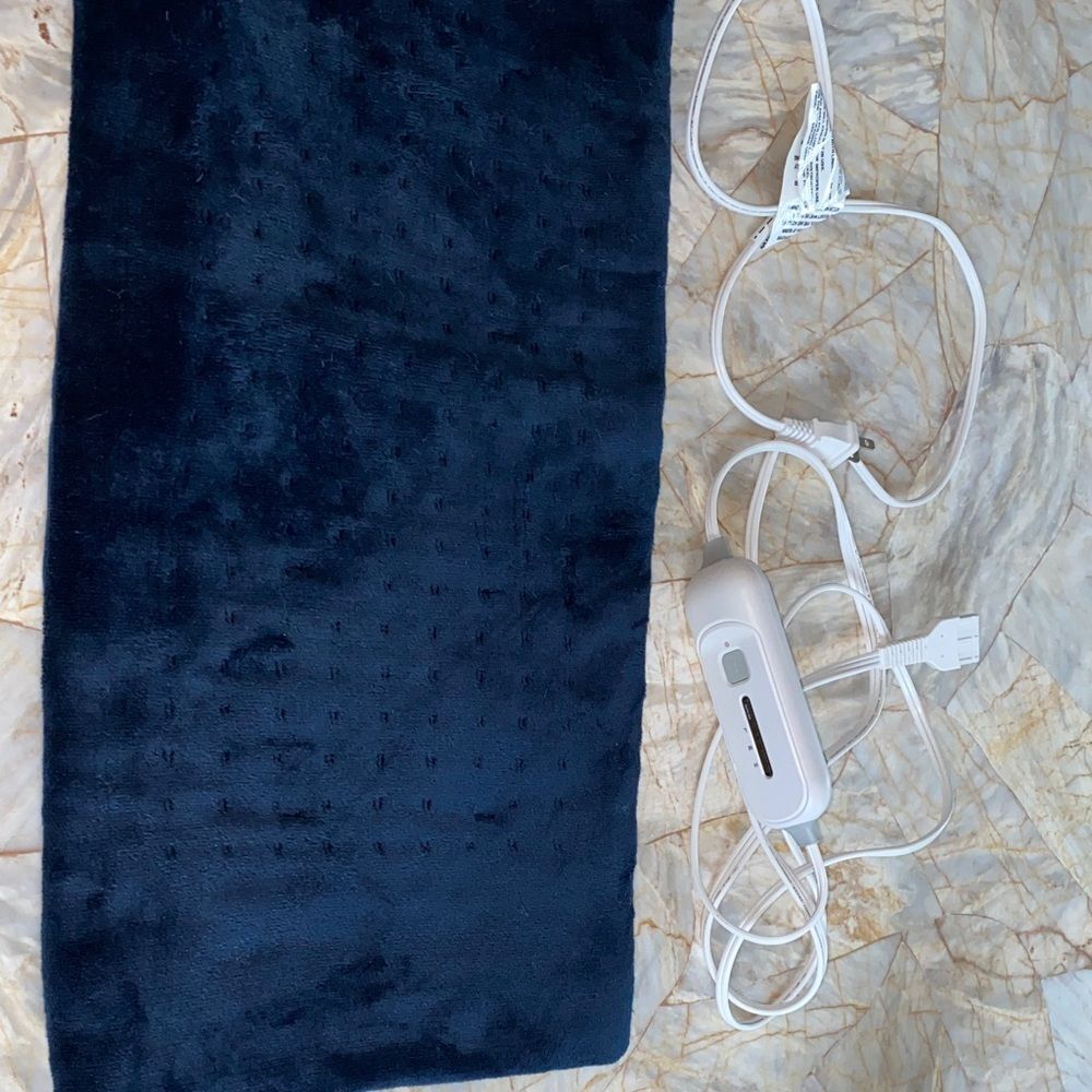 Bella Vie Electric Heating Pad Navy Blue Plush 12x24 NA-H1821B 3 Heat Settings